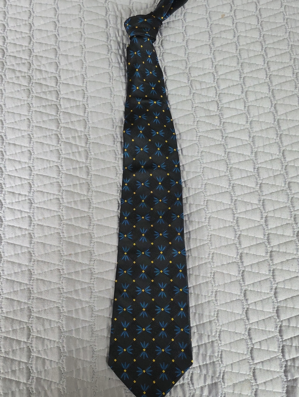 John Henry Classic Black Silk Tie with Blue and Yellow Diamond Motif